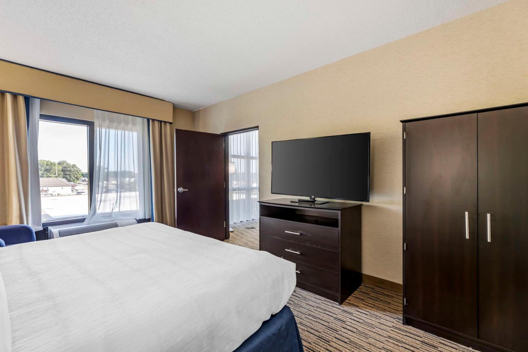 Best Western New Albany Eksteriør billede